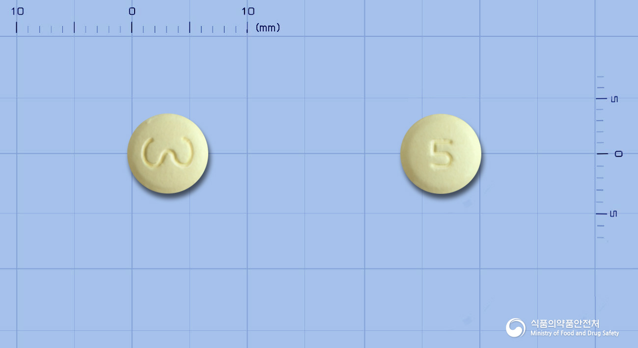 솔리신정5mg(솔리페나신숙신산염) 제품 이미지